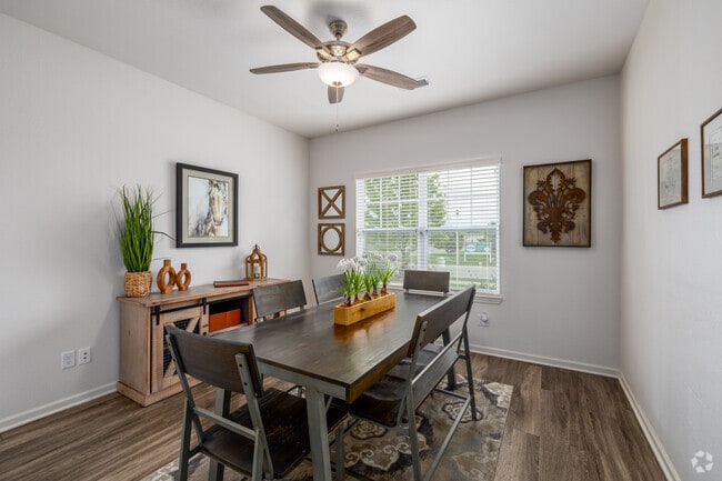 4BR, 3BA - 1,675SF - Second Bedroom - Willow Chase Twinhomes