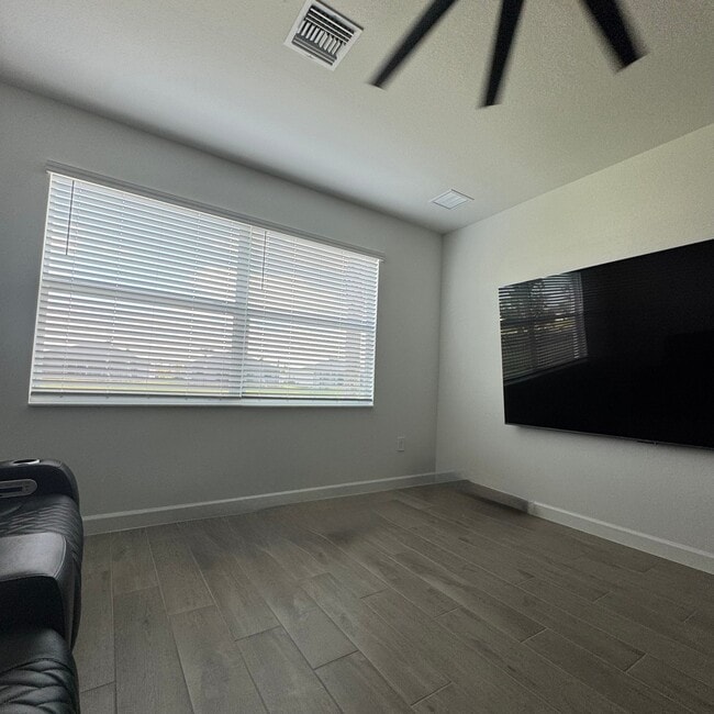 Foto del edificio - 14844 White Pearl Rd