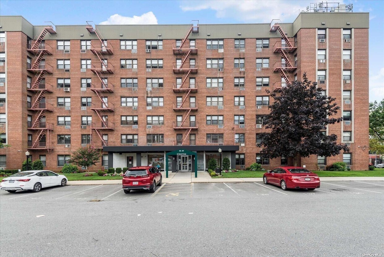 849 155th Ave Unit 6L, Queens, NY 11414 Room for Rent in Queens, NY
