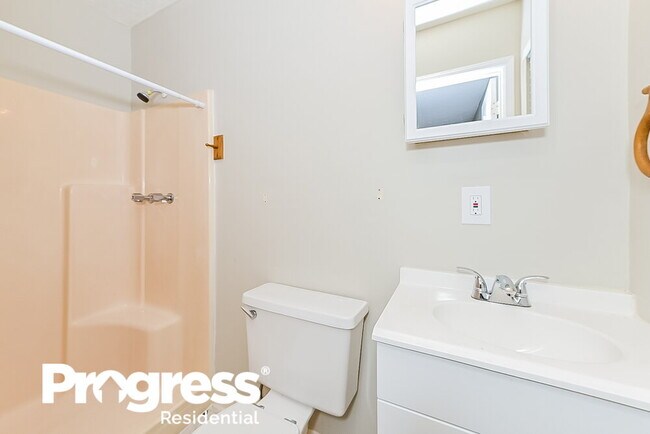 Building Photo - 107 Fairview Pl