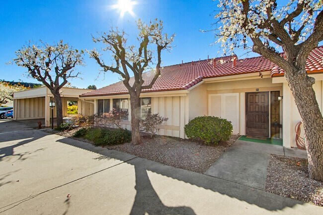 Building Photo - 17440 Plaza Cerado