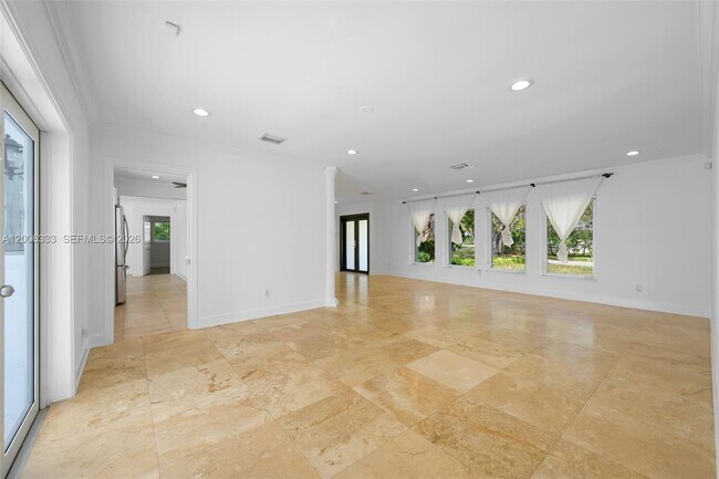 Foto del edificio - 8330 SW 171st St