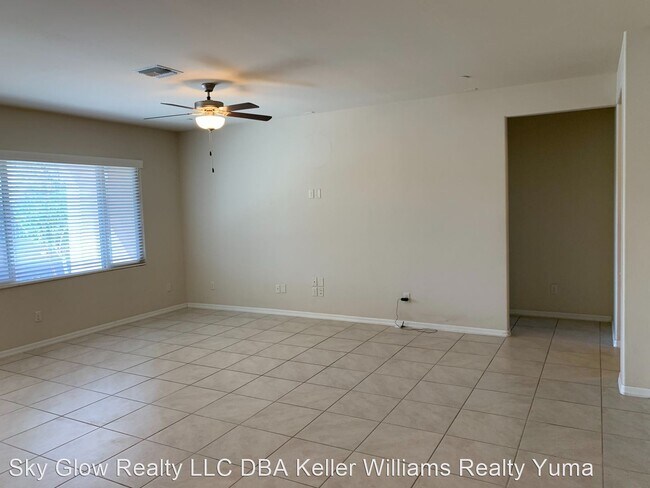Building Photo - 3 br, 2 bath House - 6107 E. Overlook Ln.