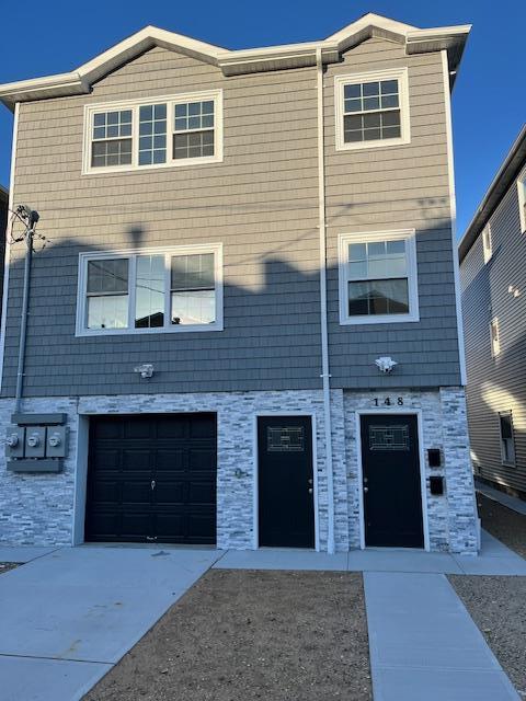Foto principal - 148 B 26th St