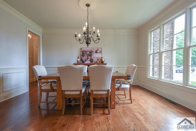 Foto del edificio - 1011 Lane Creek Ct