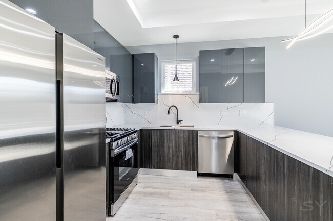Foto del edificio - 2720 W 23rd St