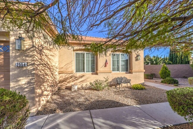 Building Photo - 2554 Braehead Ln