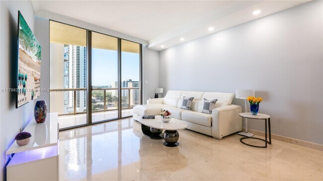 Foto del edificio - 16275 Collins Ave
