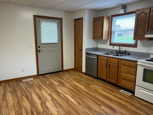 Foto del edificio - 2 Bedroom, 1 Bath One Level Blountville