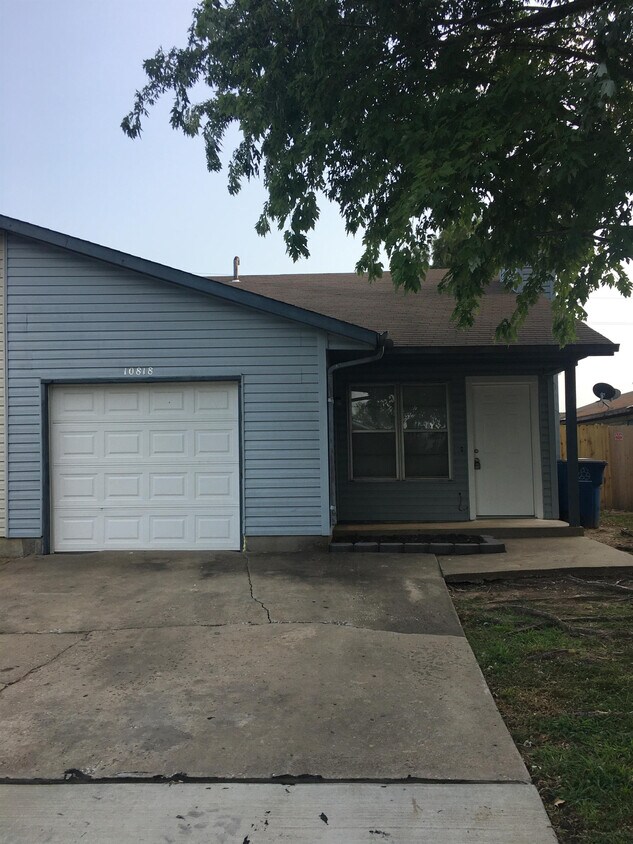 Primary Photo - 10818 E 14th Ct