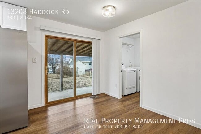 Foto del edificio - 13208 Haddock Rd