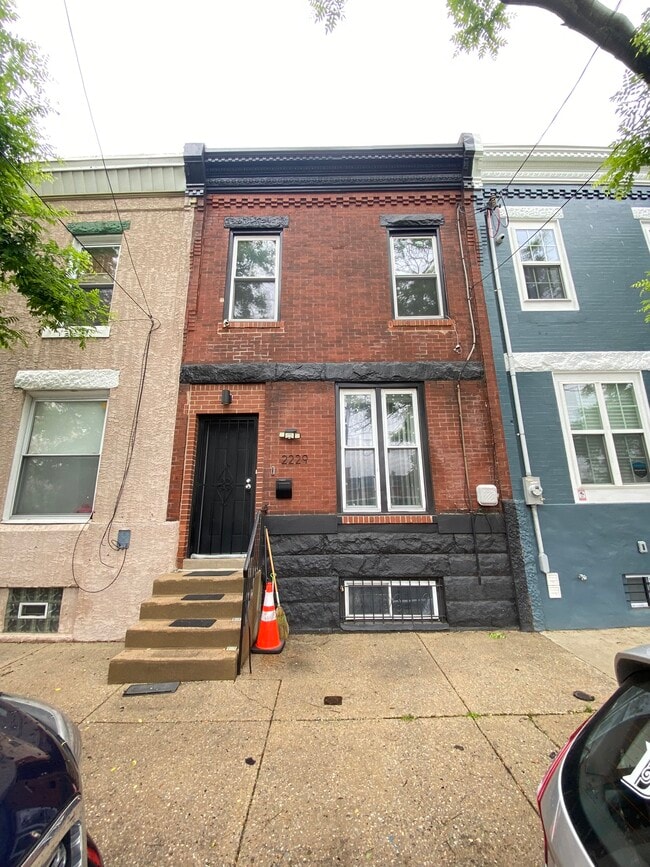 Photo - 2229 W Dauphin St House