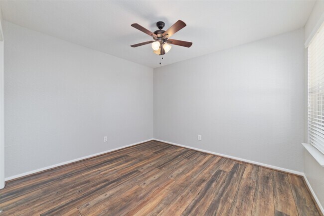 Foto del edificio - 4922 Gingham Check Ct