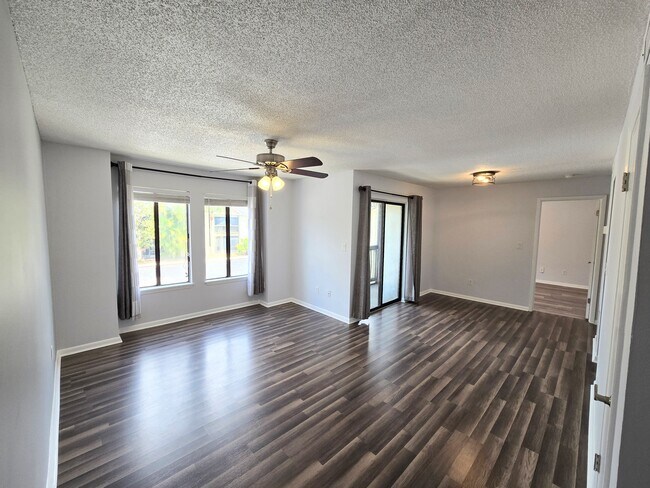 Foto del edificio - 3570 Sable Palm Ln