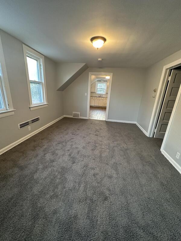 Building Photo - 3336 W 54th St