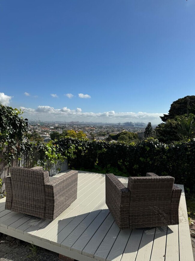 Foto del edificio - Brand New 2 Bedroom 1 Bath Home Large Pati...