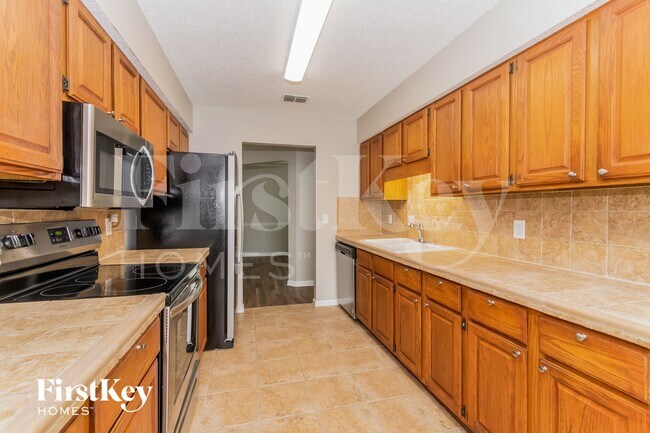 Building Photo - 1383 Mayberry Ln