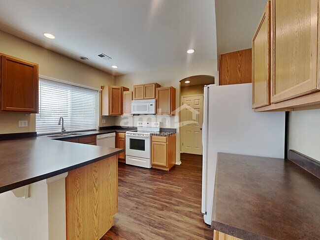 Foto del edificio - 18644 E 47th Ave