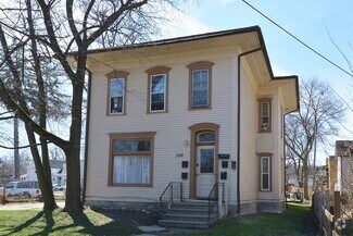 Building Photo - 1108 S Westnedge Ave