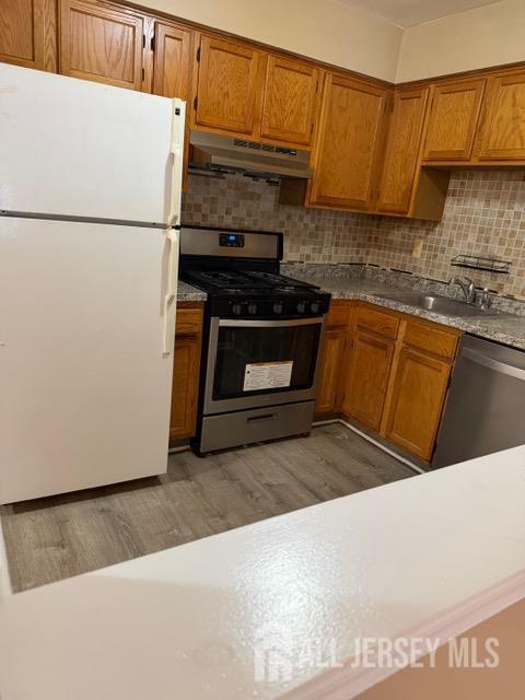 Building Photo - 513 Waterford Dr