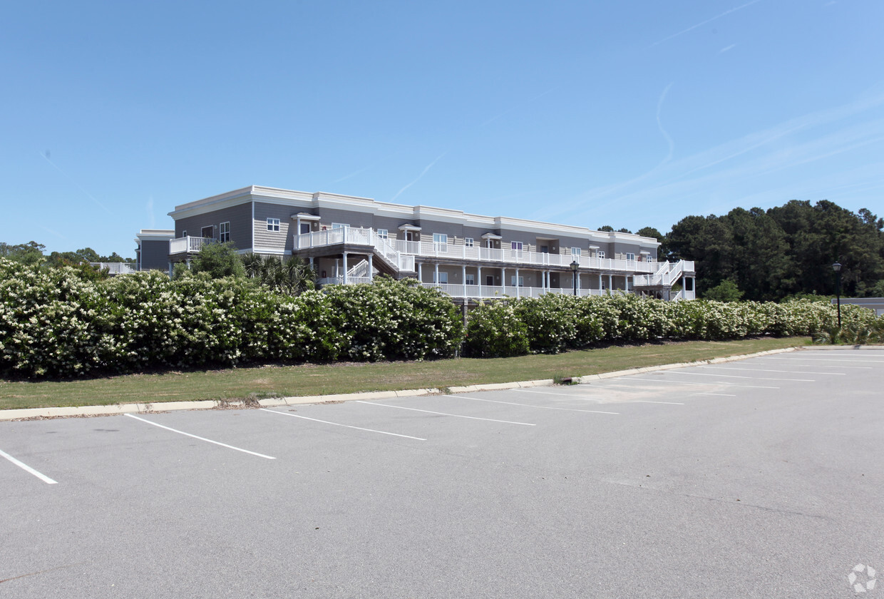 Building Photo - South Harbour Station