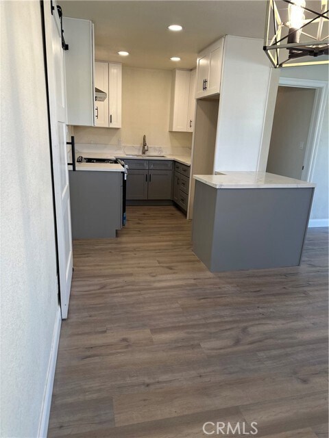 Building Photo - 16097 Ivy Ave