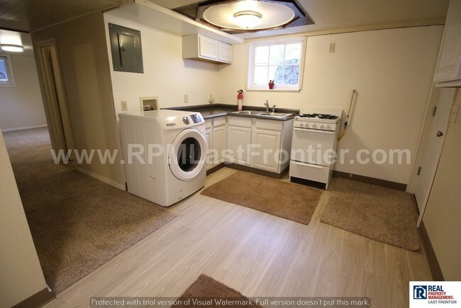 Foto del edificio - Updated 1 bedroom! All utilities included!
