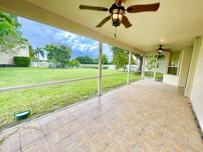 Building Photo - 12671 Yardley Dr