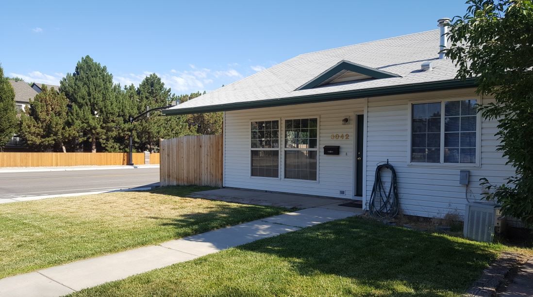 Foto principal - 3042 W Jefferson St