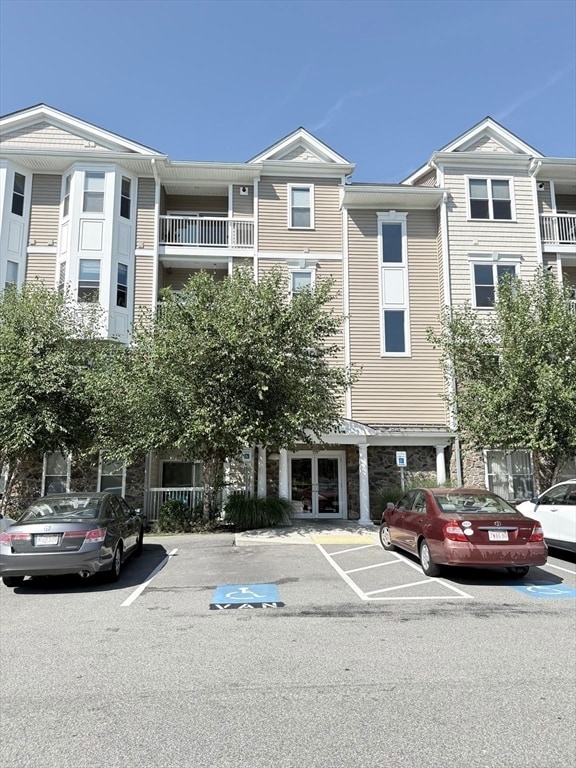 Building Photo - 110 Trotter Rd