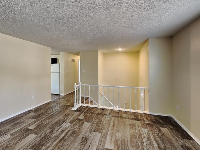 Foto del edificio - Beautifully Appointed Home with Fireplace ...
