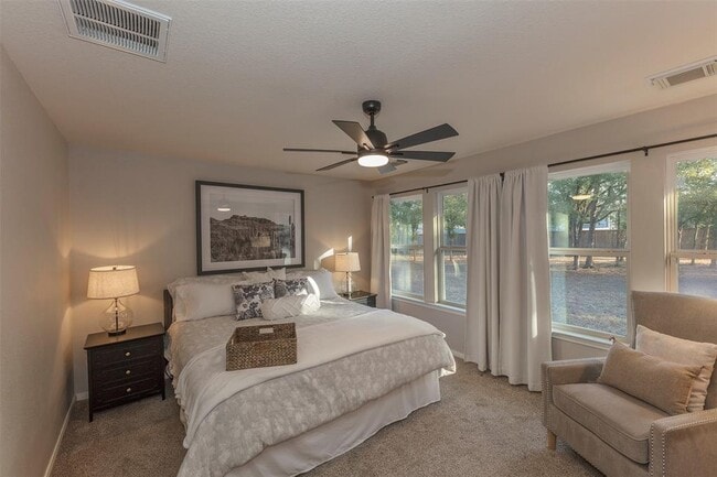 Foto del edificio - 4217 Kellywood Dr