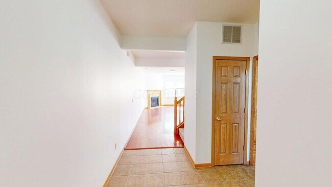 Foto del edificio - 3733 Gibbstone Dr