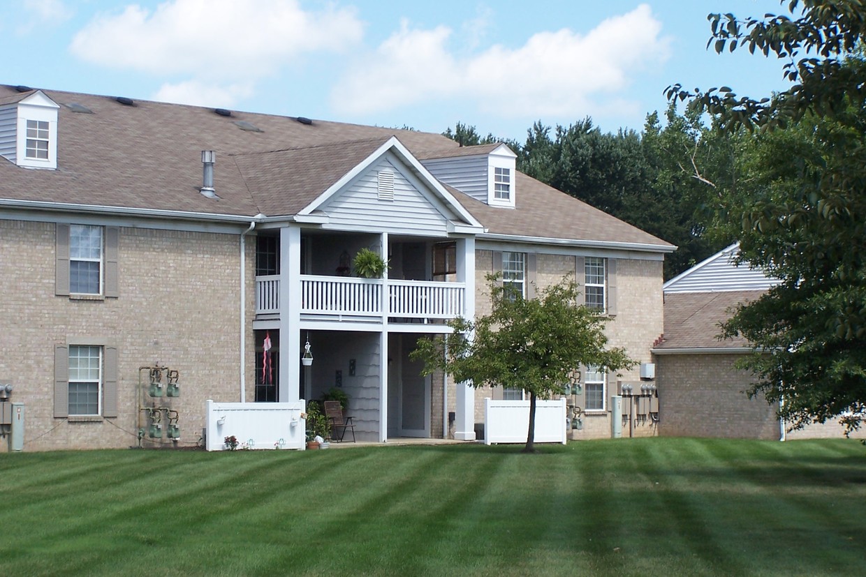 Primary Photo - King's Creek Apartments