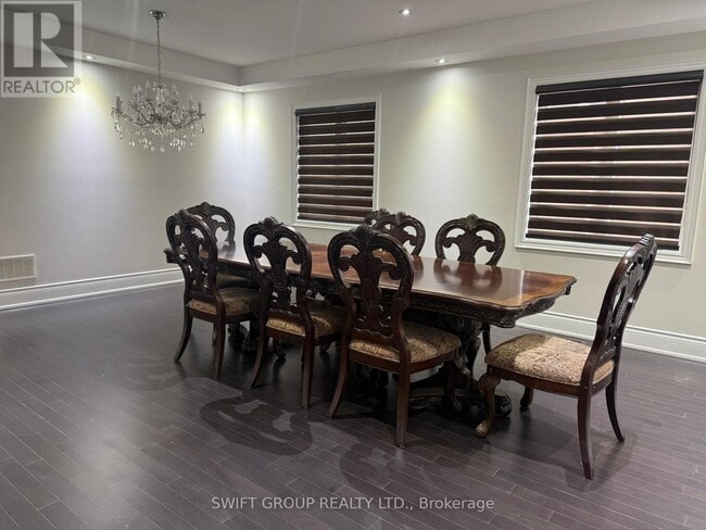 Photo du bâtiment - 43 Martin Byrne Dr