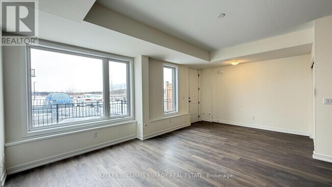 Building Photo - 160 Densmore Rd