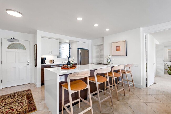 Building Photo - Colony Surf Hideaway: Oceanfront 2BR w/ Sl...