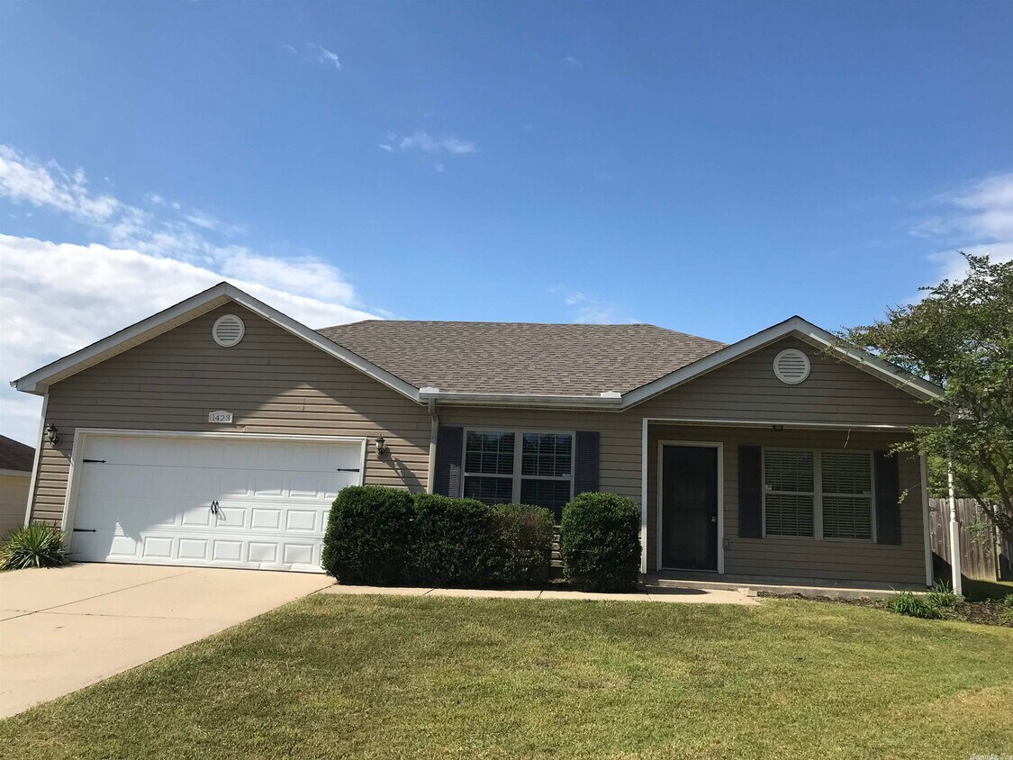 1423 Saw Grass Cove, Benton, AR 72019 House Rental in Benton, AR