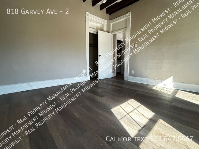 Foto del edificio - 818 Garvey Ave