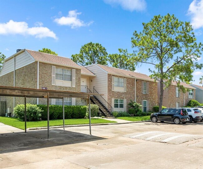 Building Photo - 2800 Jeanetta St