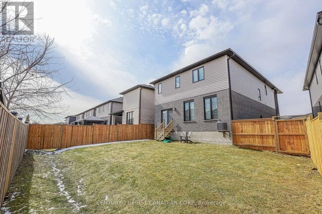 Building Photo - 3436 Emily Carr Lane