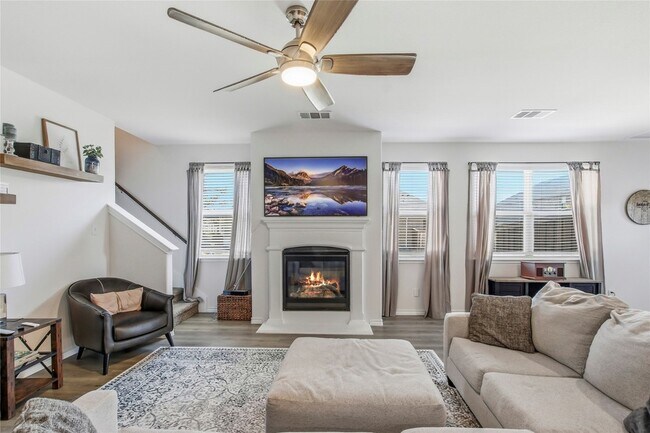 Foto del edificio - 1540 Princeton Dr