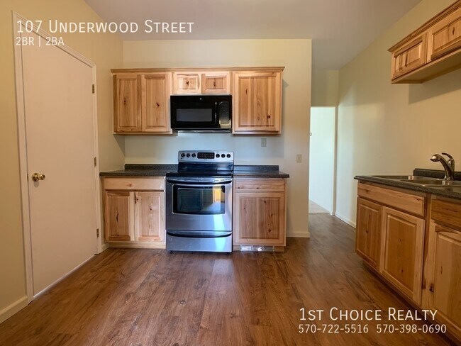 Building Photo - Completely remodeled 2 BR 1 1/2 bath