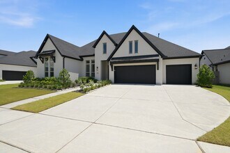 Building Photo - 2030 Highland Moss Rd