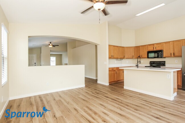 Foto del edificio - 14616 N 148TH Avenue