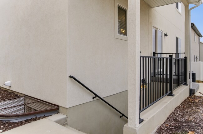 Foto del edificio - 4634 E Silver Moon Dr