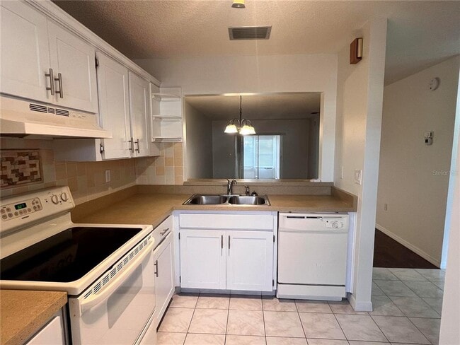 Foto del edificio - 2928 Stillwell Ct