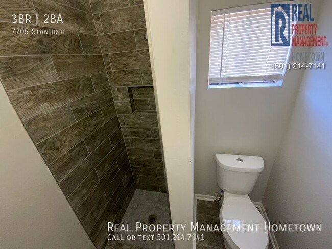 Building Photo - Newly Renovated 3-bedroom 2-bath House in ...