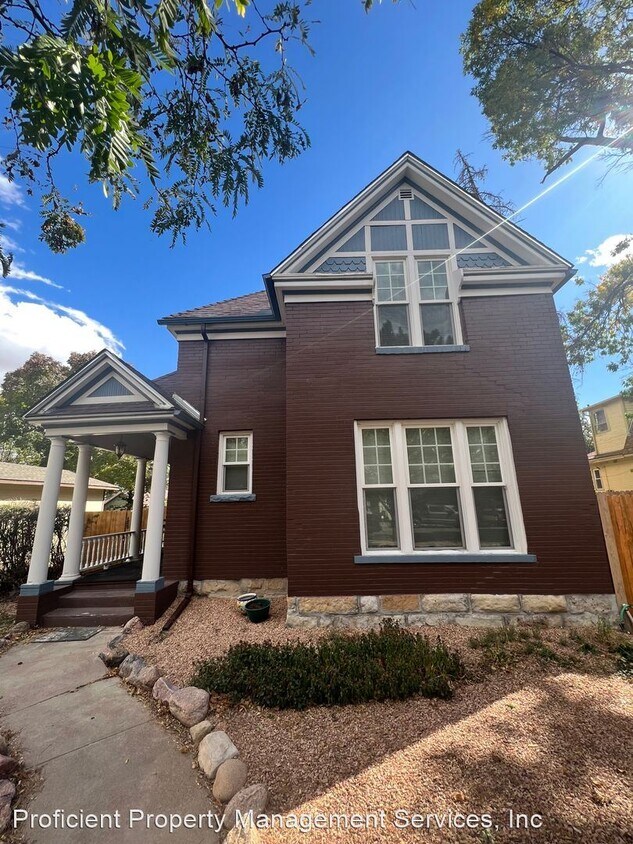 3 br, 2 bath House 1008 Greenwood Ave. House Rental in Cañon City