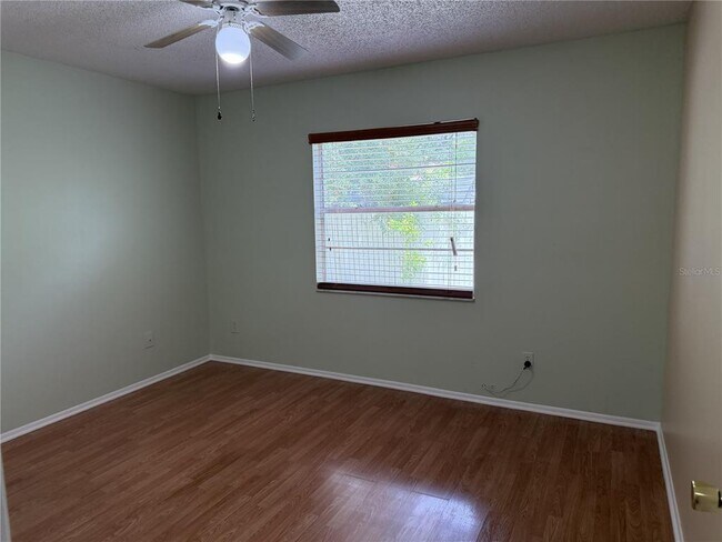 Foto del edificio - 1316 Mill Creek Pl